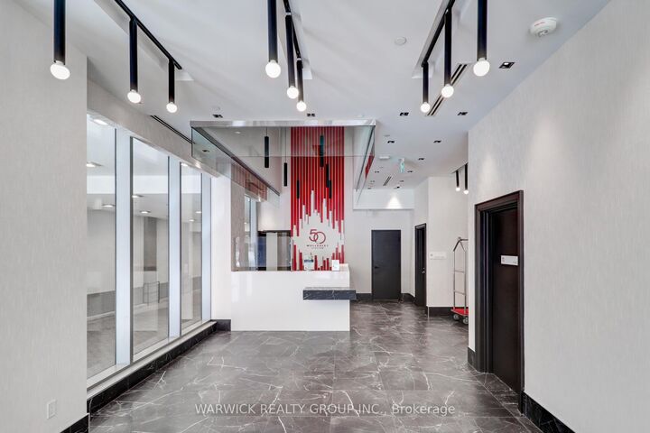 Property Photo:  50 Wellesley Street E 3006  ON M4Y 0C8 