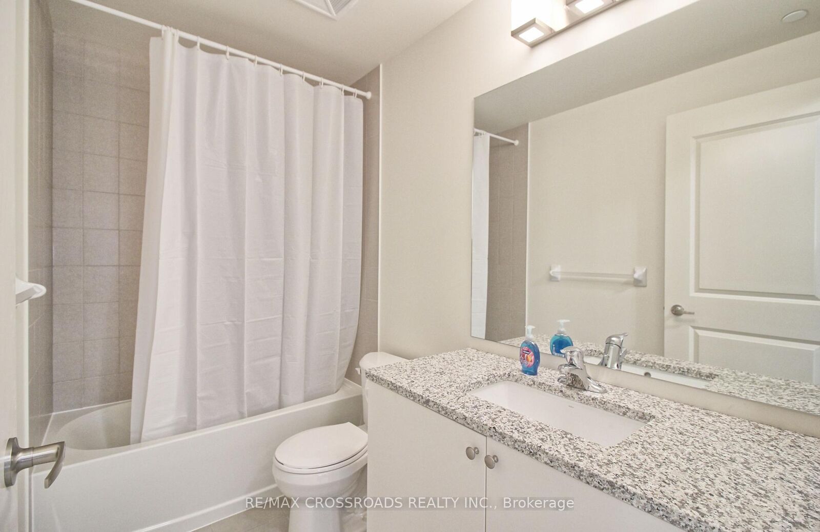 Property Photo:  4955 Yonge Street 703  ON M2N 0L8 