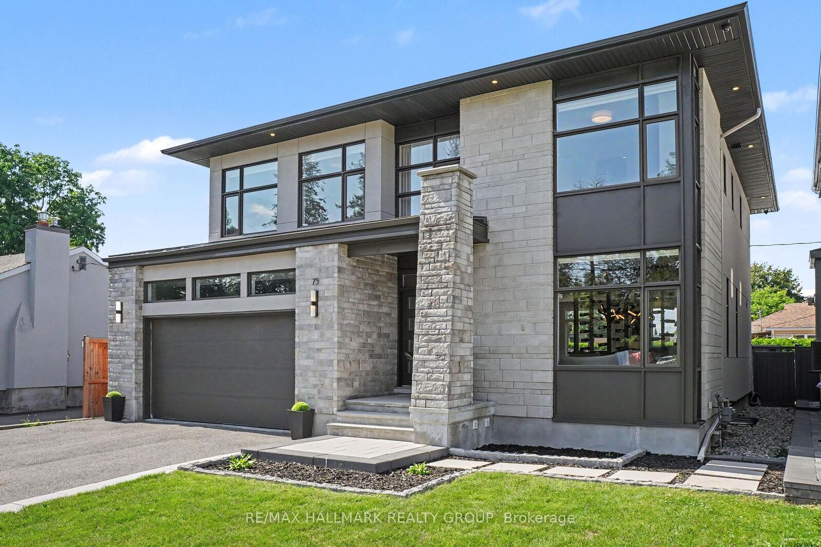 Property Photo:  75 St Claire Avenue  ON K2G 2A5 