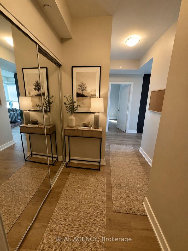 Property Photo: 7 Mabelle Avenue 3108 ON M9A 0C9