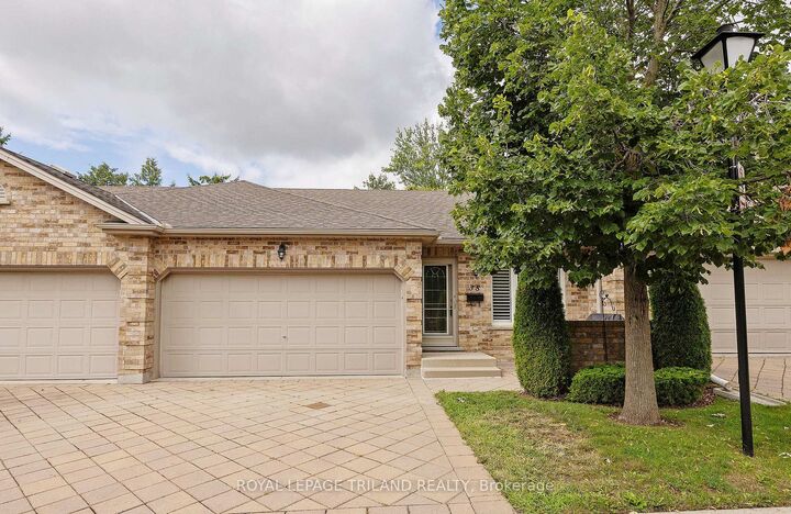 Property Photo: 572 Thistlewood Drive 38 ON N5X 4N6