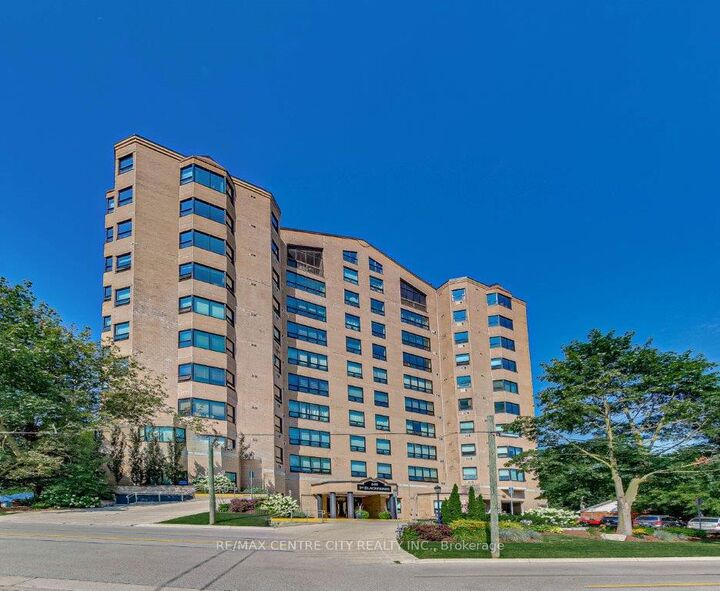 Property Photo:  549 Ridout Street N 203  ON N6A 5N5 