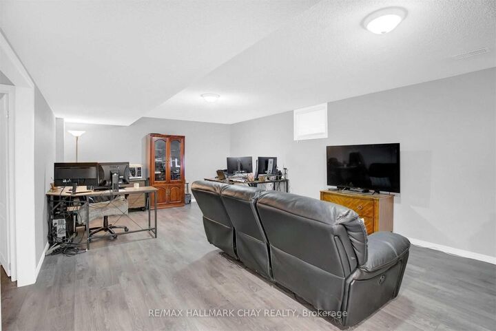 Property Photo:  2123 Osbond Road Lower  ON L9S 0B1 