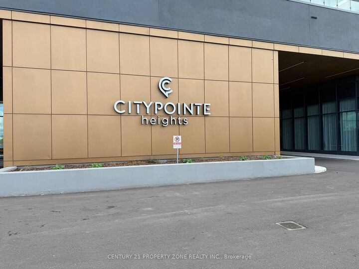 Property Photo:  15 Skyridge Drive 1211  ON L6P 4S3 