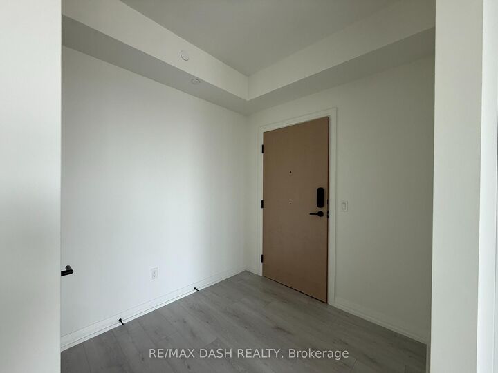 Property Photo:  280 Dundas Street W 1911  ON M5T 0E3 