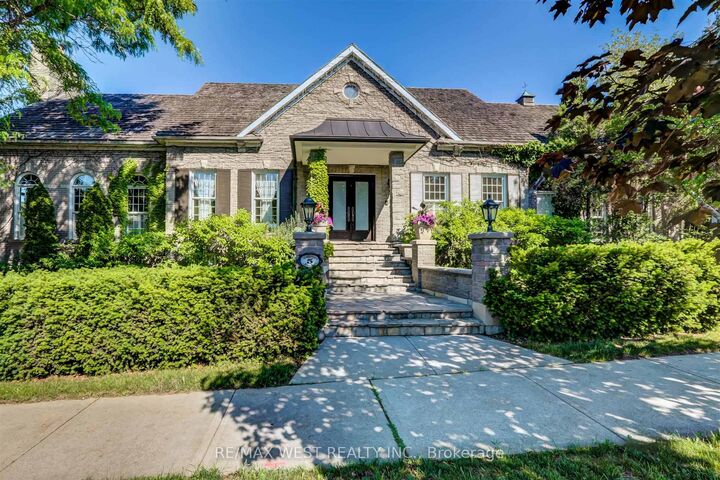 Property Photo: 5 Humberview Drive ON L4H 1B1
