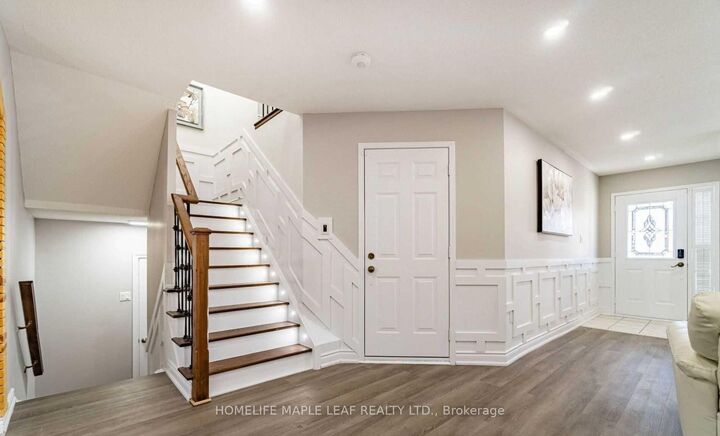 Property Photo: 343 Edenbrook Hill Drive ON L7A 2L3
