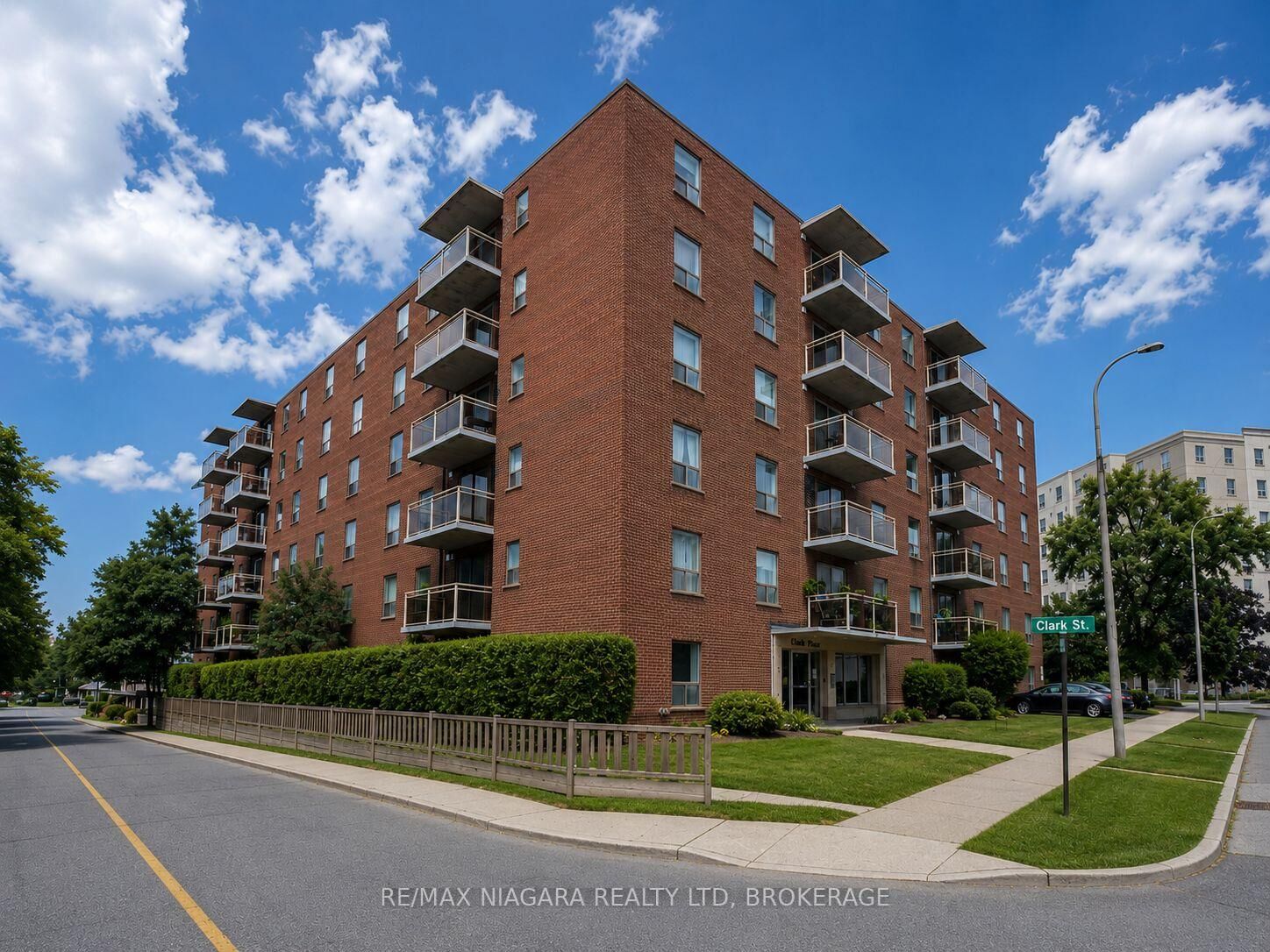 Property Photo:  99 Church Street 605  ON L2R 3E1 