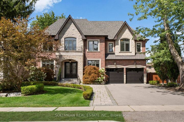 Property Photo: 74 Yongehurst Road ON L4C 3T2