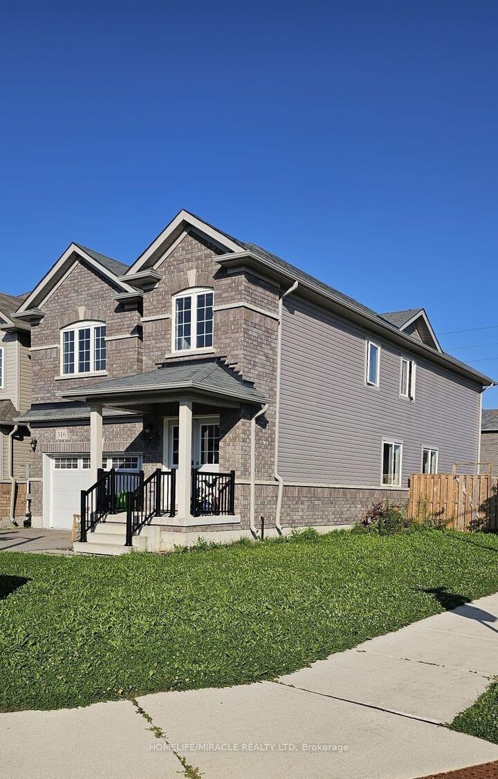 Property Photo: 316 Vandusen Avenue ON N0C 1B0