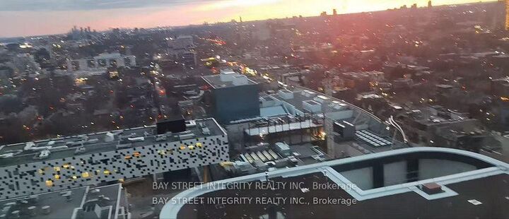 Property Photo:  238 Simcoe Street 2508  ON M5T 0E2 