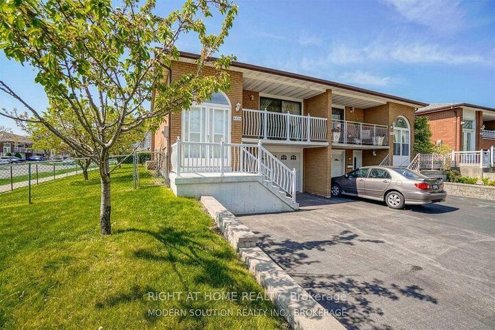4076 Woodington Drive — photo 1