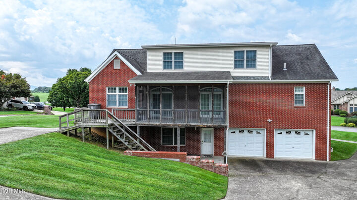 Property Photo:  35 Venice Lane  TN 37745 