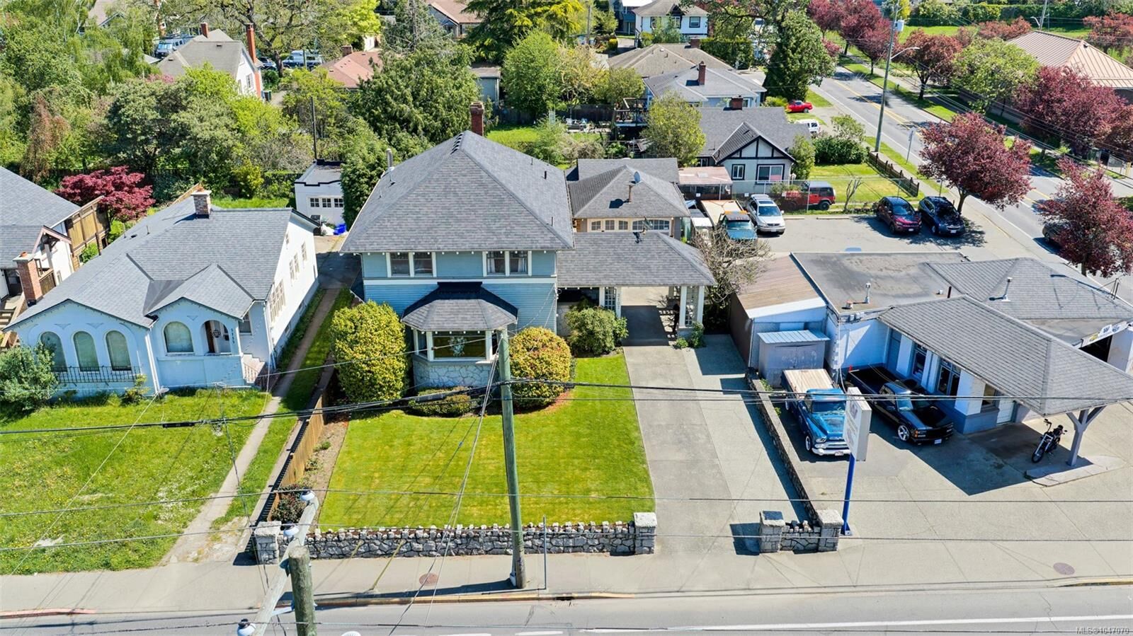 Property Photo: 3107 Quadra St BC V8X 1E9