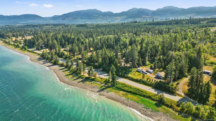 Property Photo: 6249/6259 Island Hwy S BC V0R 3B0