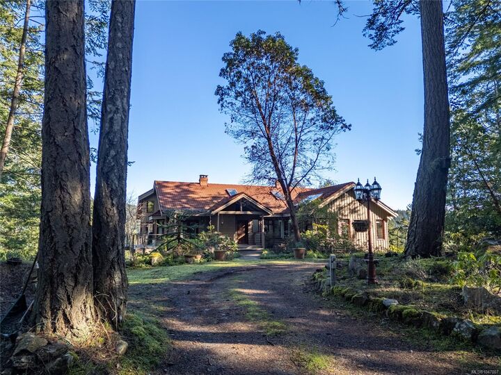 Property Photo: 5718 Canal Rd BC V0N 2M1