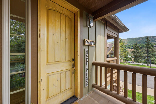 Property Photo:  2995 Canyon Links Dr  UT 84098 