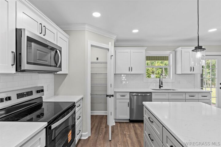 Property Photo: 422 Brandi Avenue AL 36330