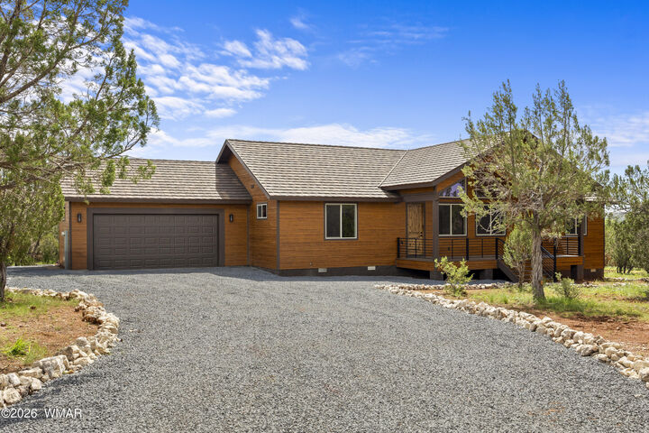 Property Photo: 2747 Apollo Circle AZ 85933