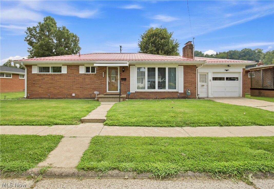 Property Photo: 1038 Talley Avenue OH 43701