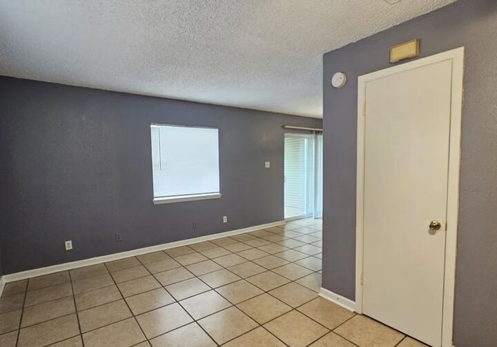 Property Photo: 506 Alpine Street C TX 76542