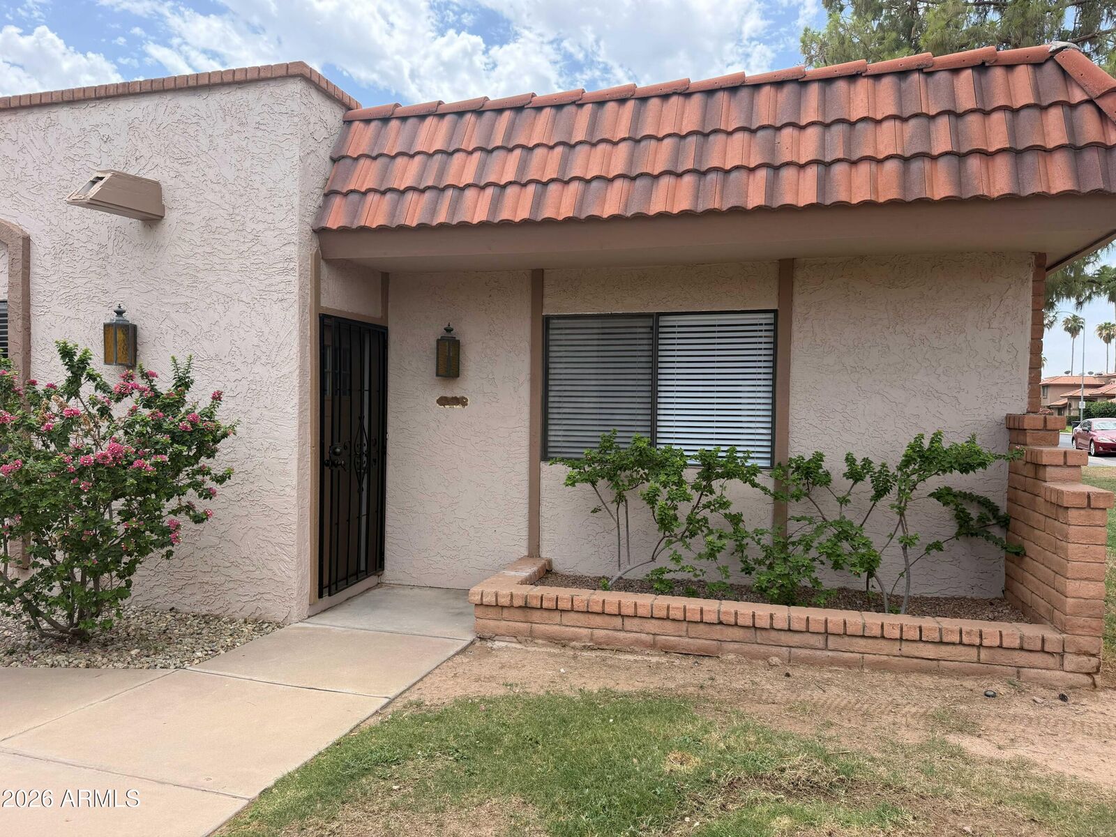 Property Photo: 943 N Revere -- AZ 85201