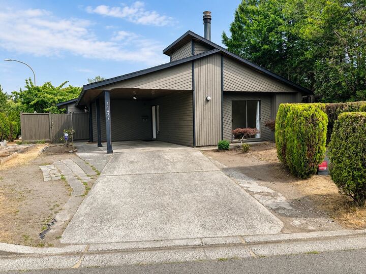 11437 Kingcome Avenue — photo 1