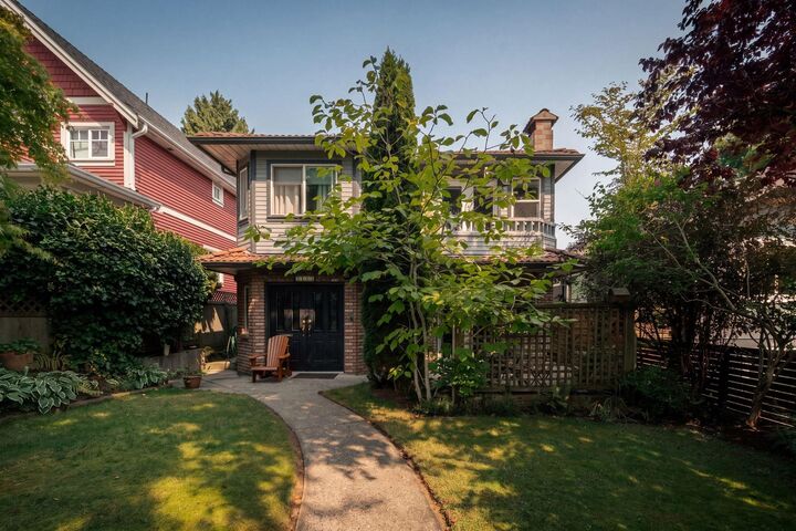 2183 Napier Street — photo 1