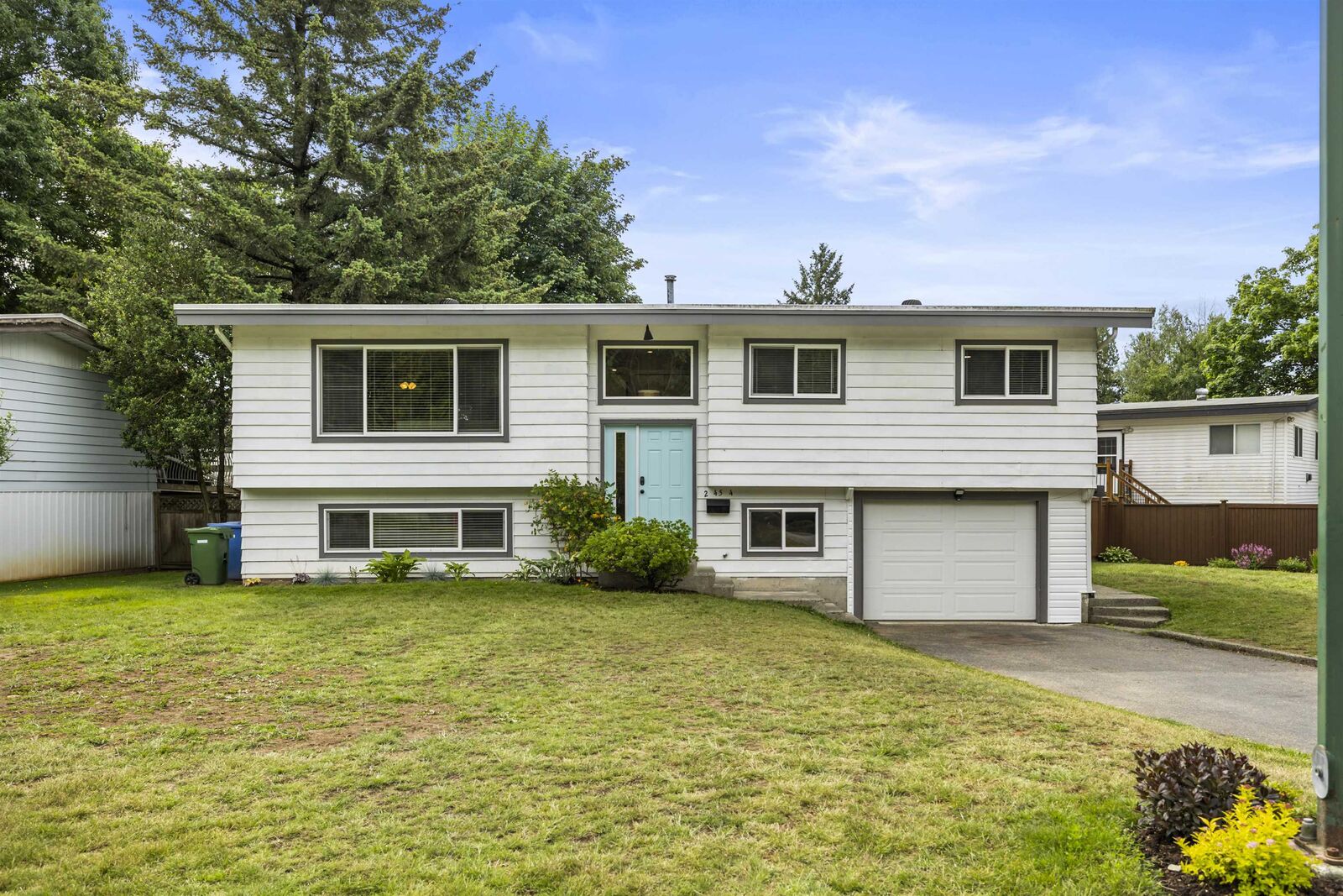 Property Photo: 2454 Aladdin Crescent BC V2S 5K7