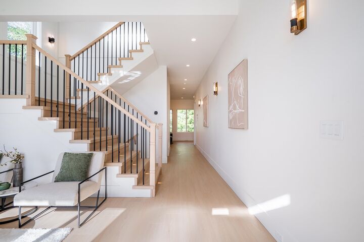 Property Photo:  16908 1 Avenue  BC V3Z 9N8 