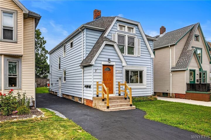 Property Photo:  356 Saint Lawrence Avenue  NY 14216 