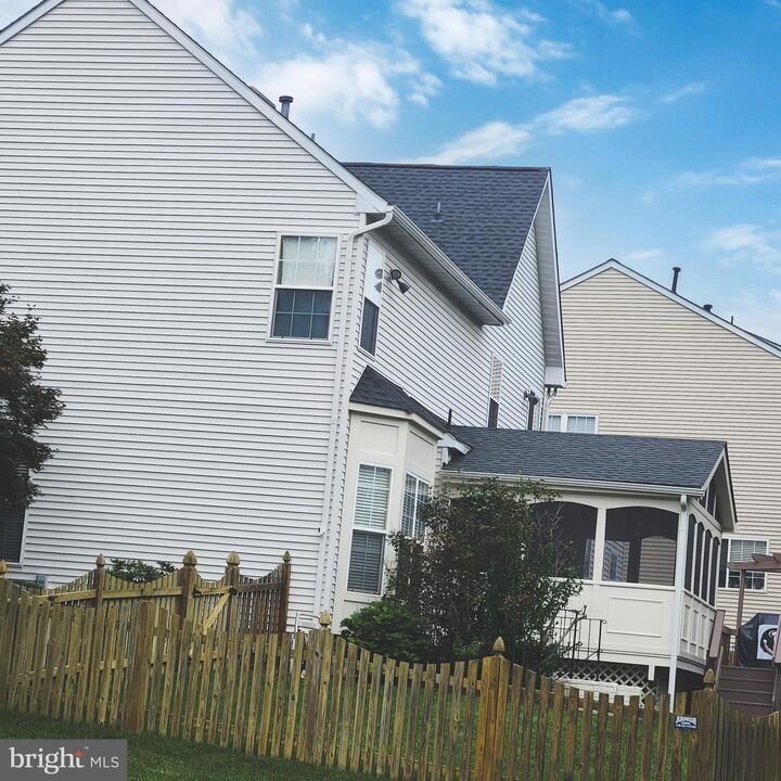 Property Photo:  20828 Cross Timber Drive  VA 20147 