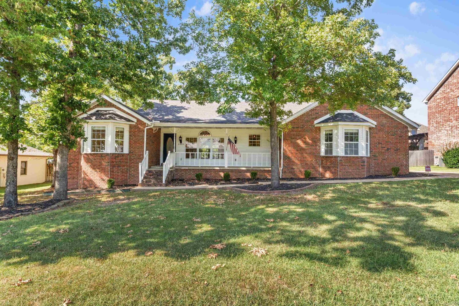 Property Photo: 2005 Brentwood Drive AR 72653
