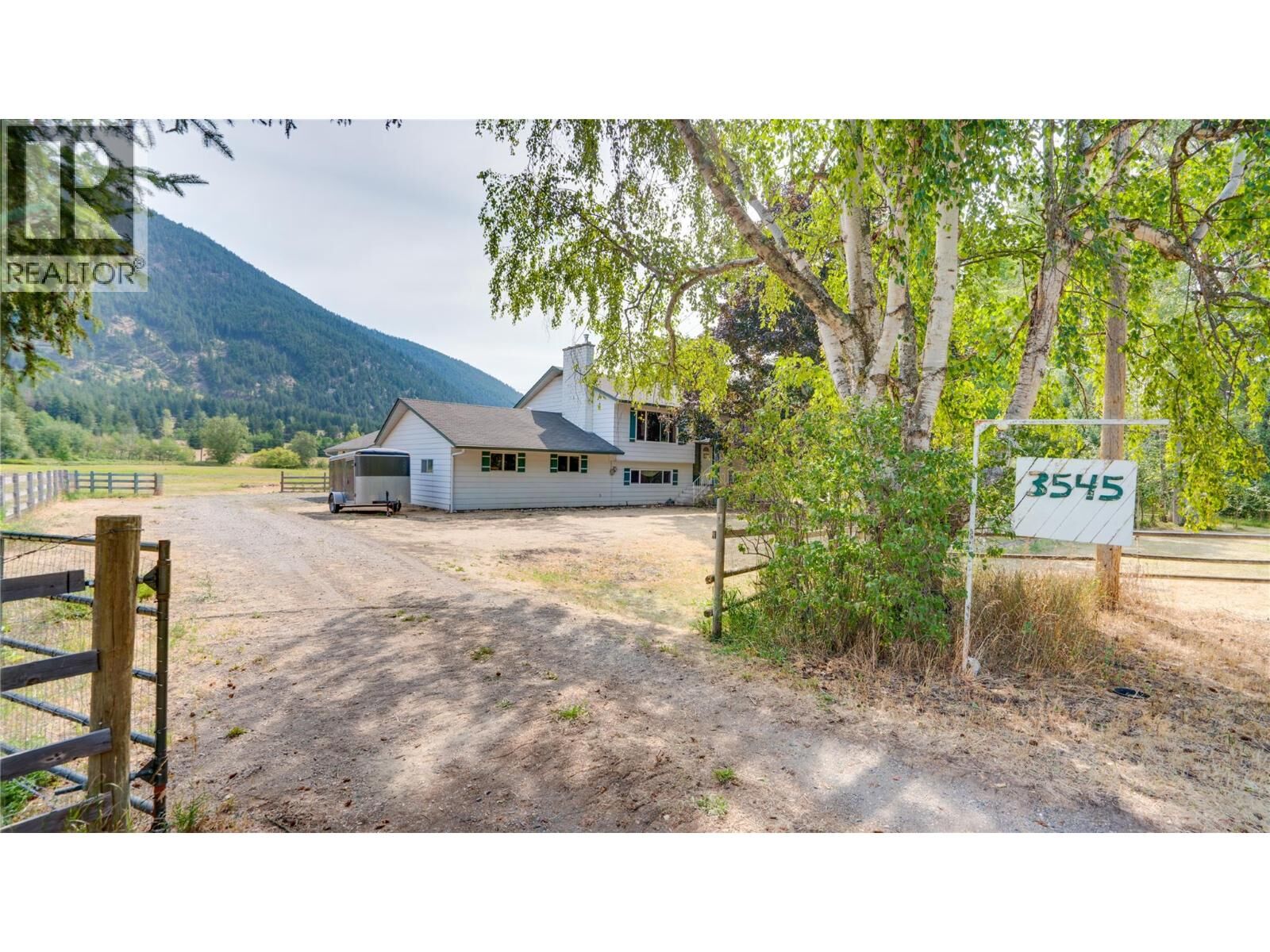 Property Photo: 3545 Shaw Road BC V0E 1W1