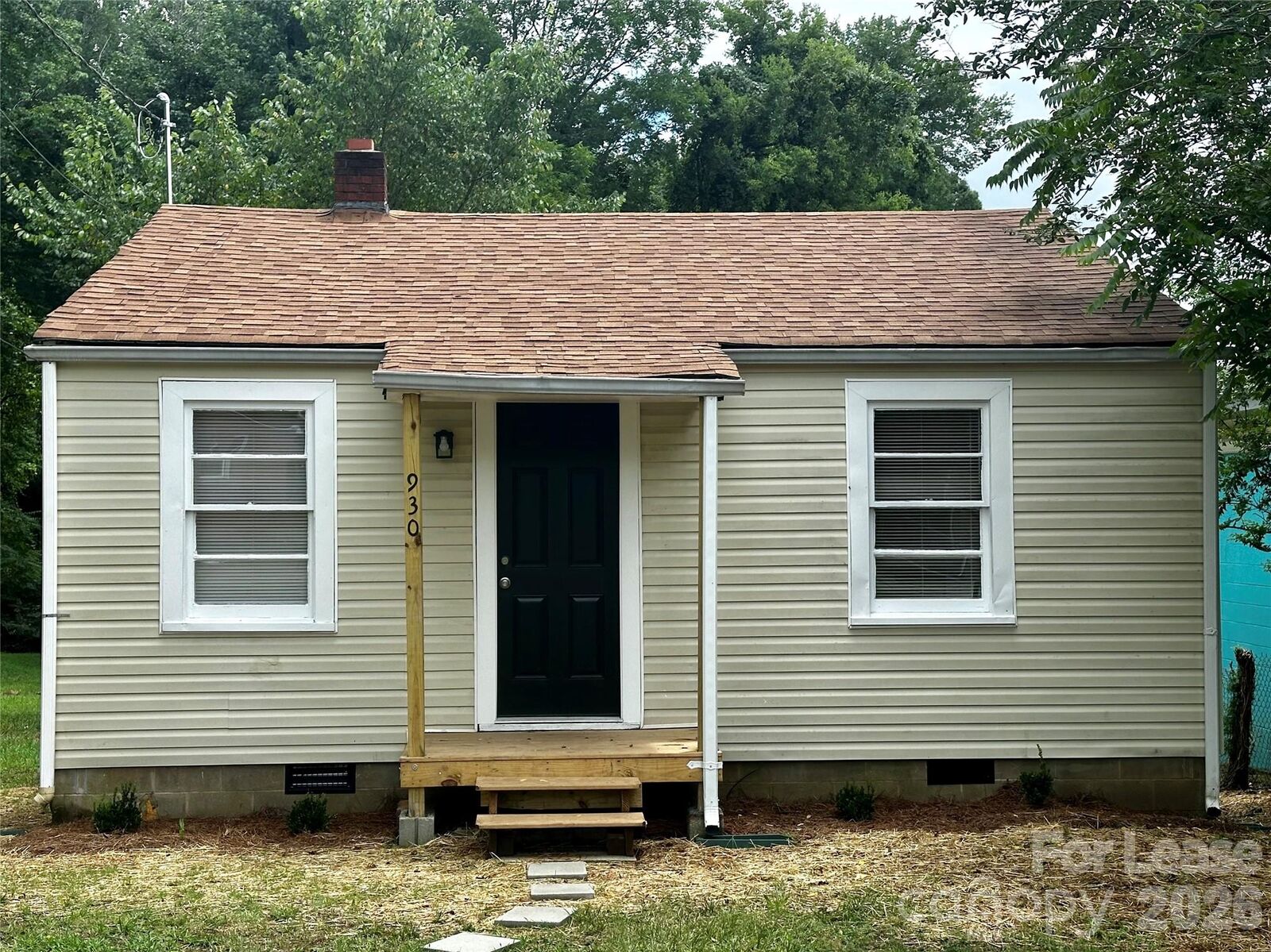 Property Photo:  930 Dixie Street  NC 27292 