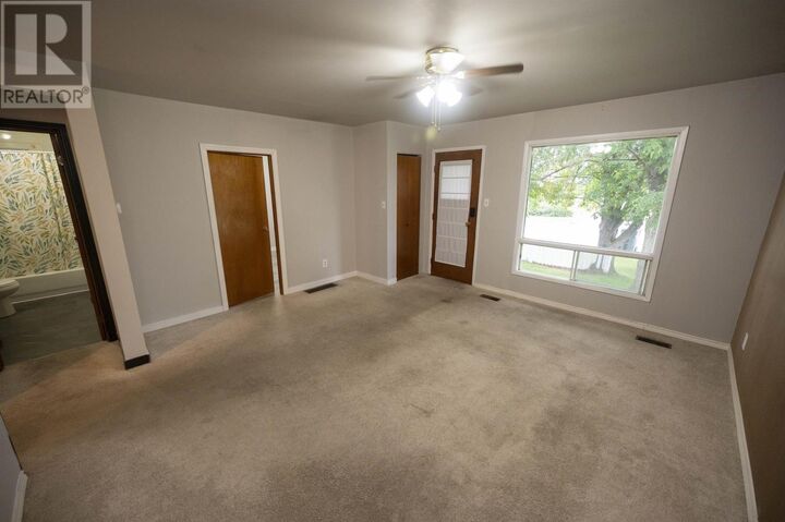 Property Photo:  337 Otto Street  ON P7A 2V2 