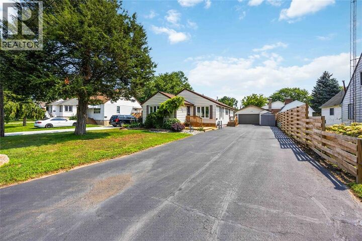 Property Photo: 1174 Carr Street ON N7S 3A2