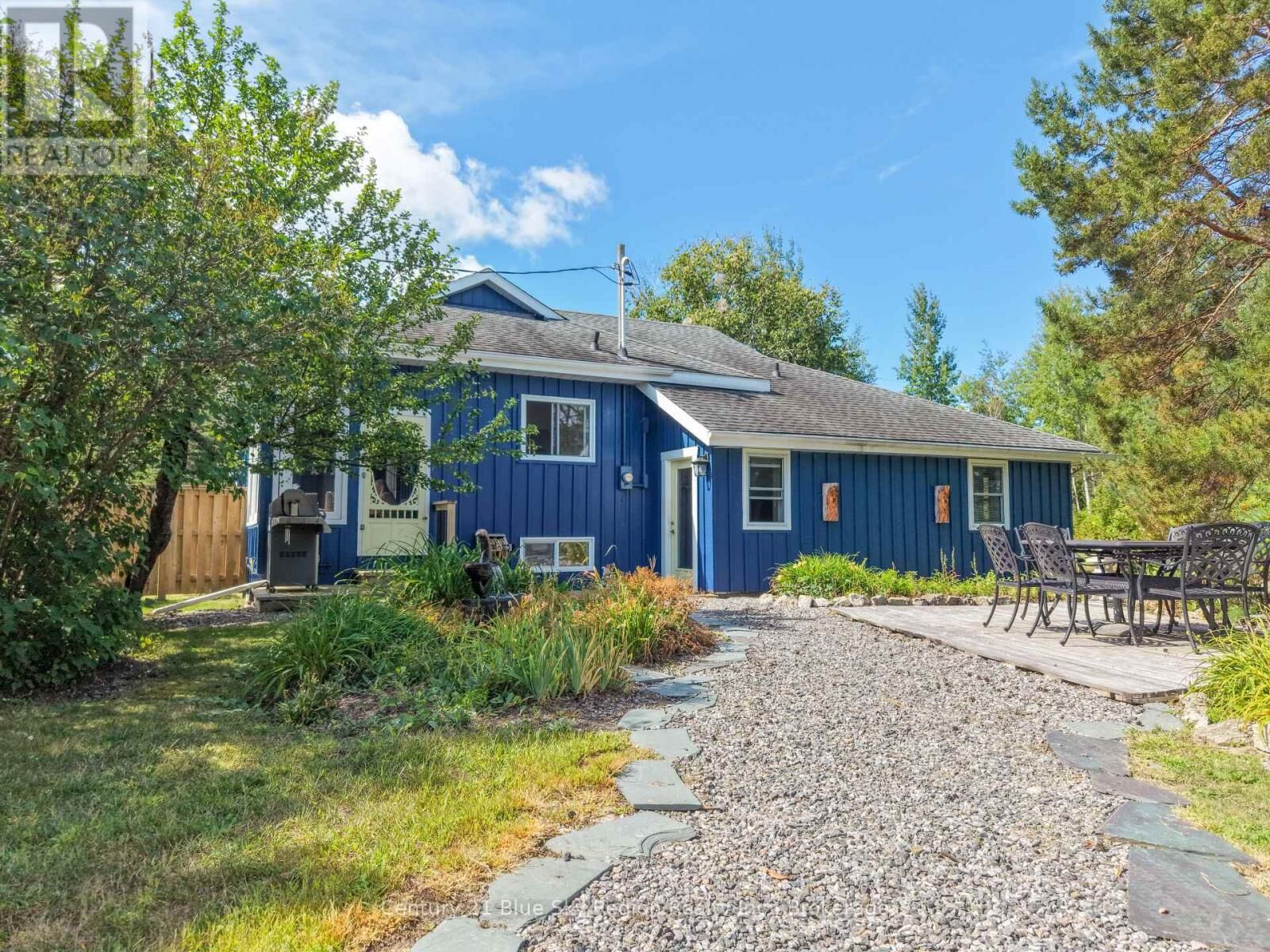 Property Photo:  2574 Hwy 17 Highway East  ON P0H 1K0 