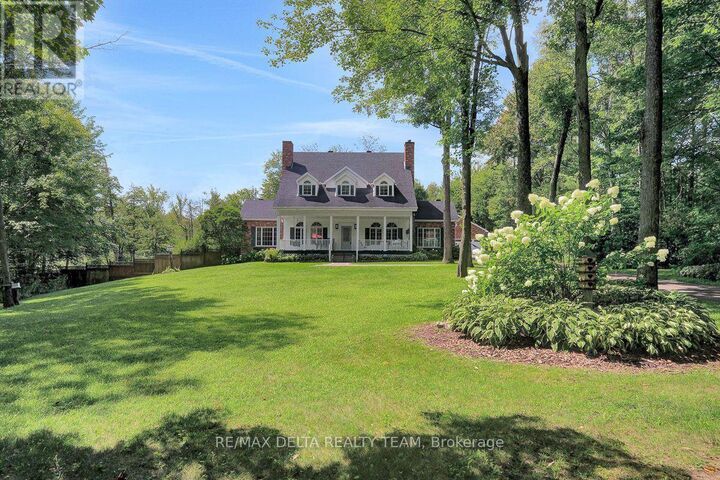 4230 Boundary Road North — photo 1