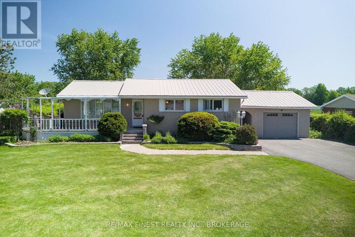 301 County Rd 8 — photo 1