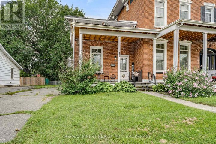 Property Photo: 136 Robert Street ON K7R 2M5