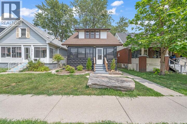 Property Photo:  982 Elm Avenue  ON N9A 5H5 