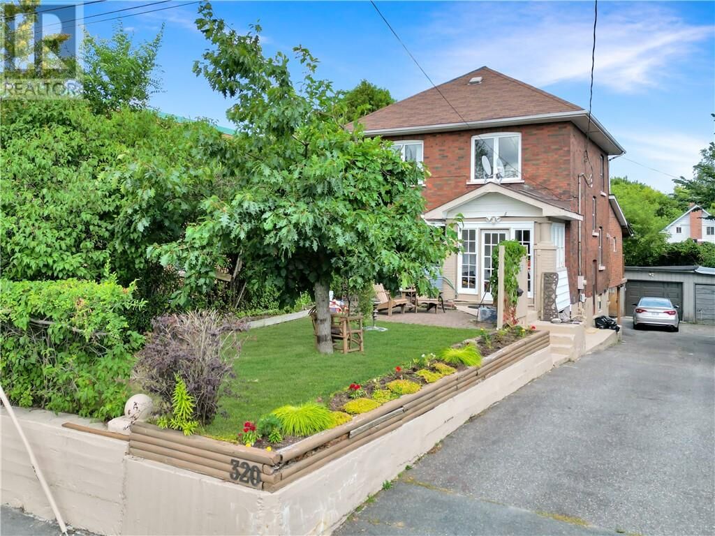 Property Photo: 320 Nelson Street ON P3B 2N8