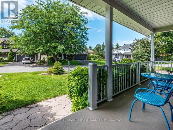 Property Photo:  5 Hearn Crescent  ON K2S 1R7 