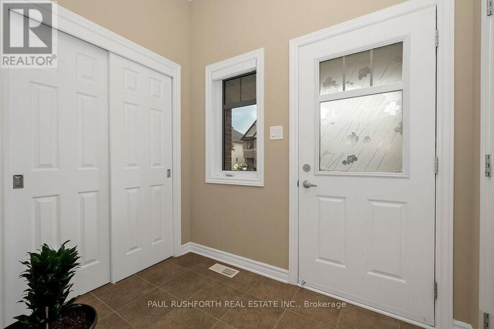 Property Photo: 117 Lerta Way ON K4A 0W5