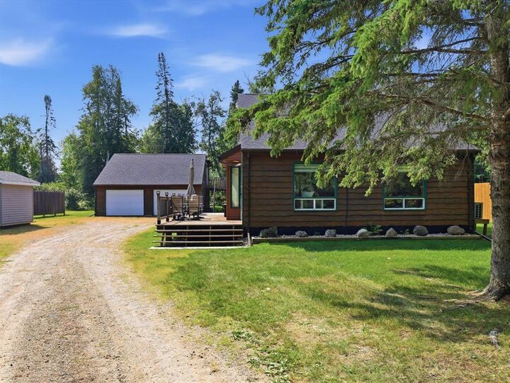 Property Photo:  84 Cobiness Bay  MB R0A 2W0 