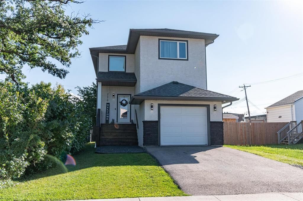 Property Photo: 230 McLean Avenue MB R1A 0T6