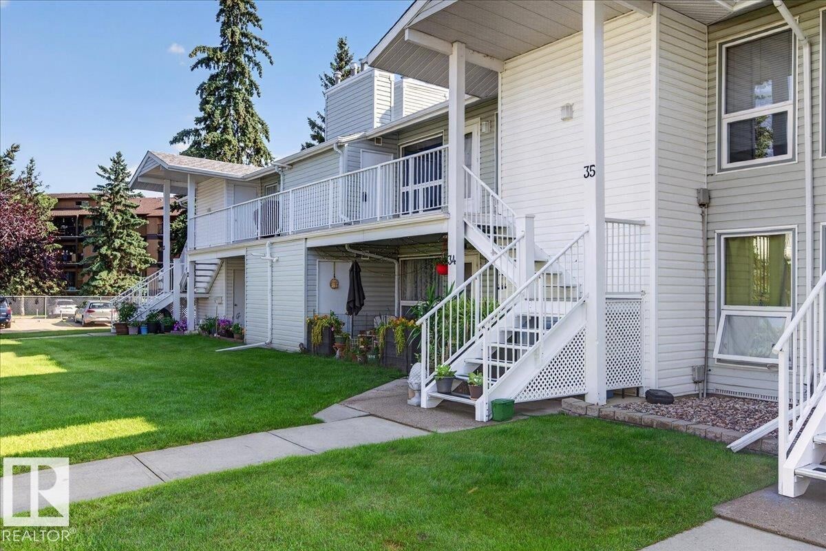 Property Photo:  2115 118 Street NW 35  AB T6J 5N1 
