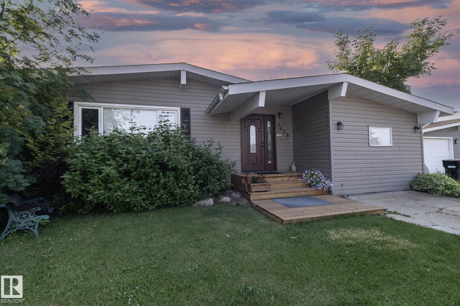 Property Photo: 3608 44 Street AB T9E 6A1