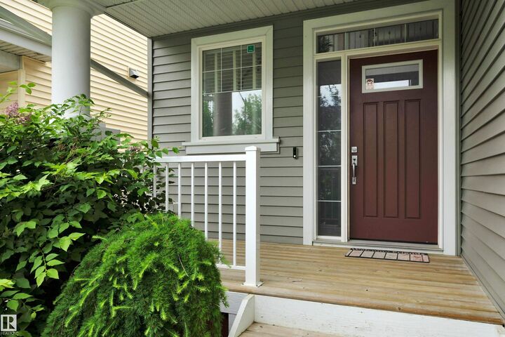 Property Photo:  4231 Savaryn Drive SW  AB T6X 1N8 